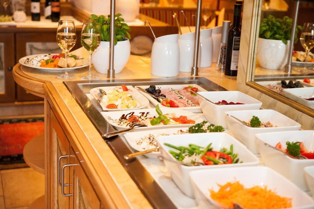 Hotel Gletscherblick Hippach Kültér fotó
